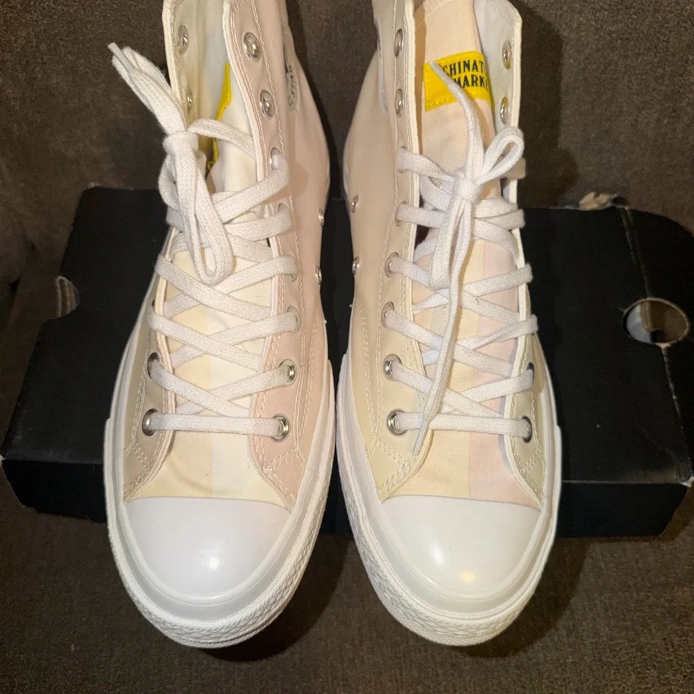 Chinatown Market Converse Classic High-Top Canvas Sneakers in Off-White - Picture 3 of 6